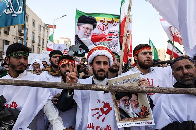 Iranian-pro-government-rally