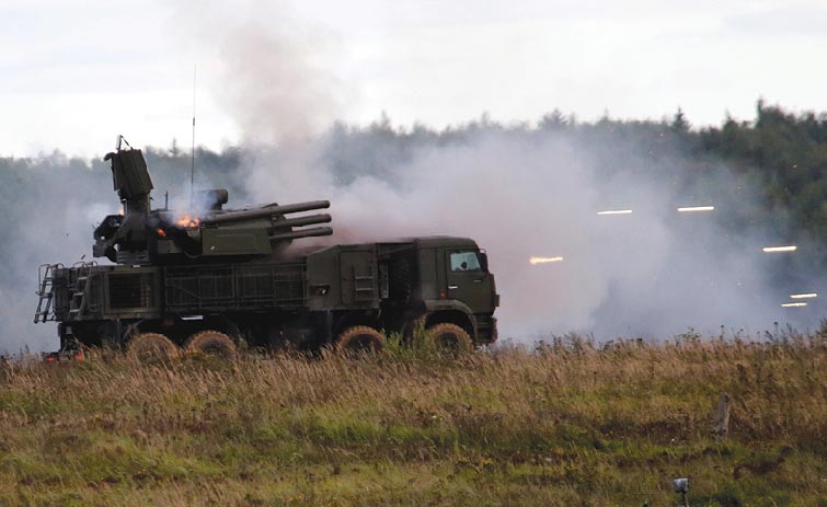 The Russian Pantsir-S1 missile and artillery weapon system fires during a demonstration 6 September 2016 at the international military-technical forum 