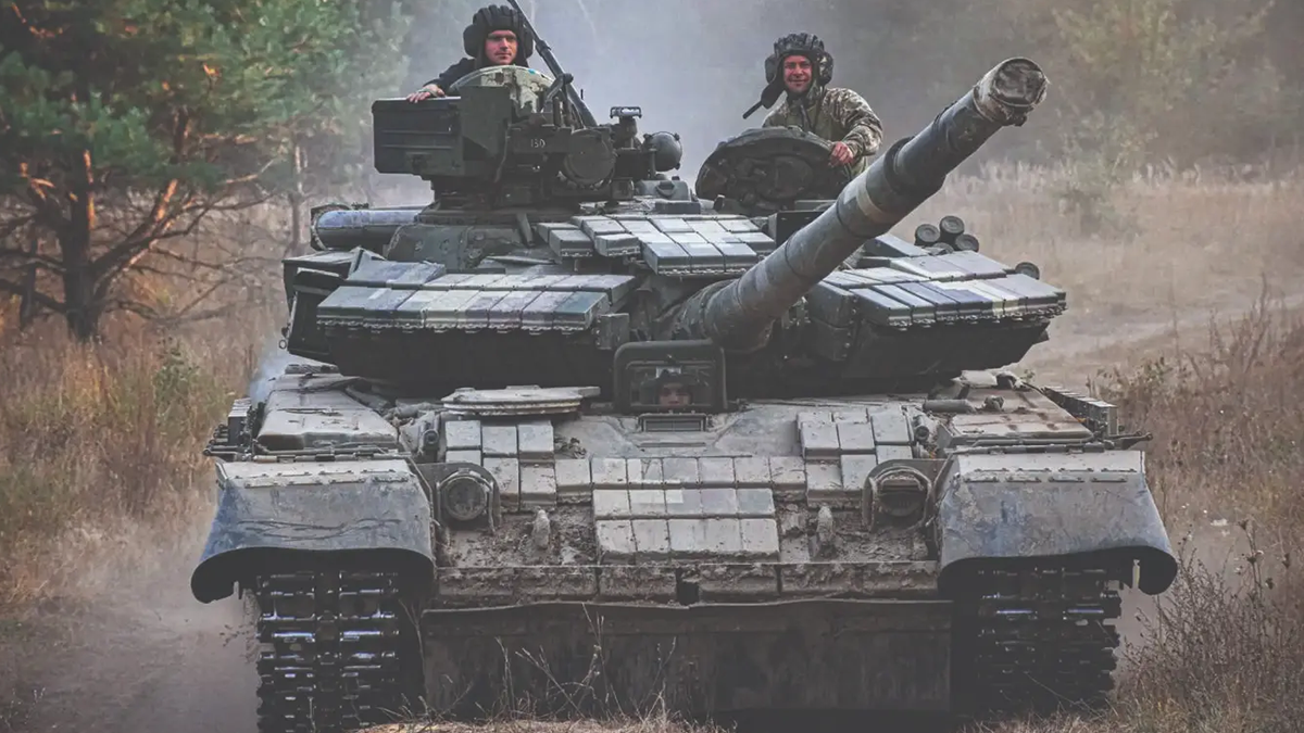 12 Best Military Tanks In The World In 2023