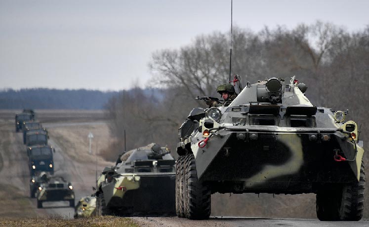 A joint convoy en route to a departure area 1 April 2017 during a Russian-Belarusian exercise of airborne tactical units in the Vitebsk region