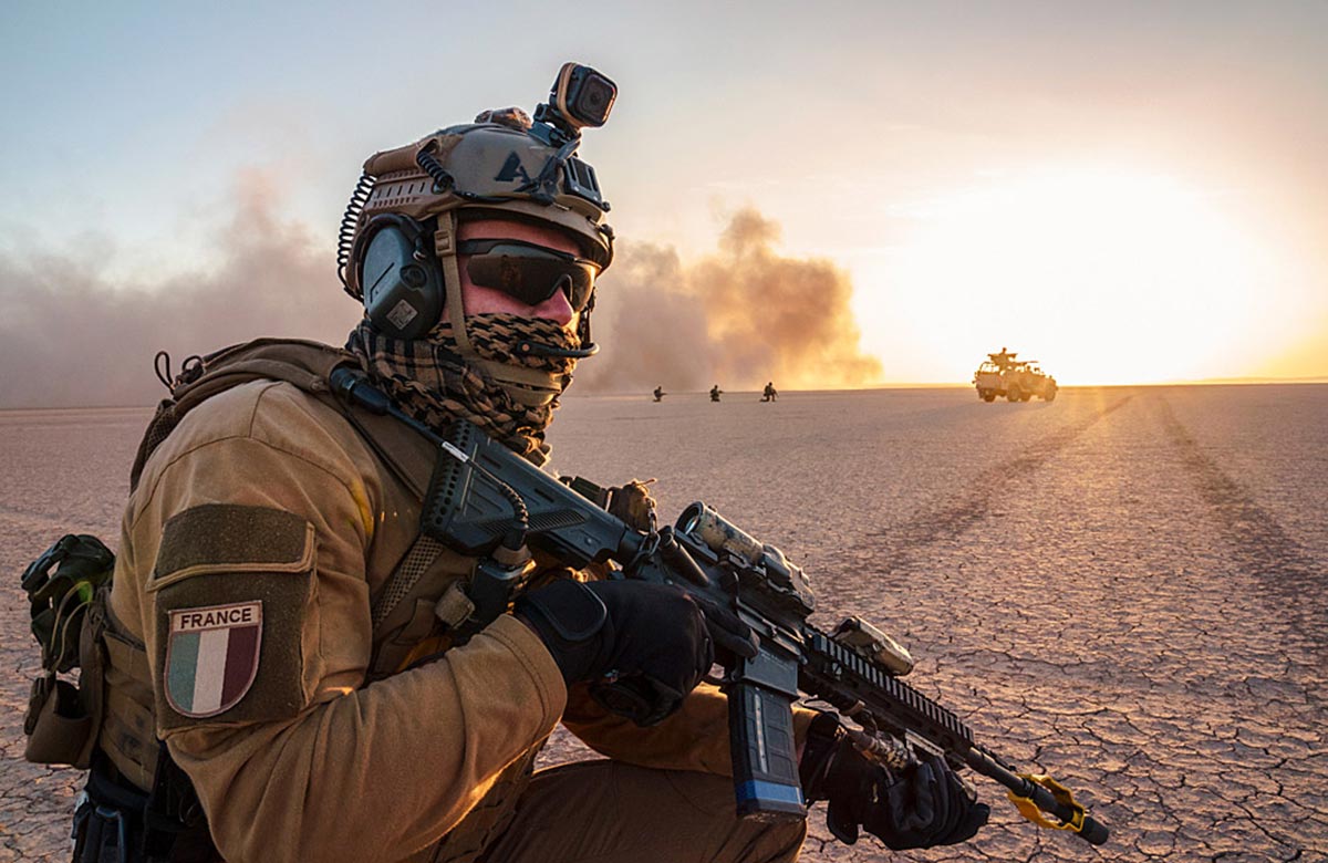 FA French special operations soldier participates in a full-scale joint exercise in Djibouti, Africa circa 2020.