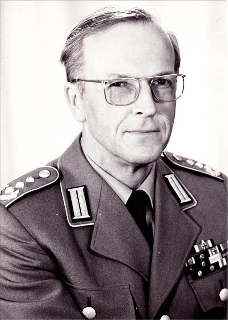 1st LT Witzig as Colonel in the Bundeswehr