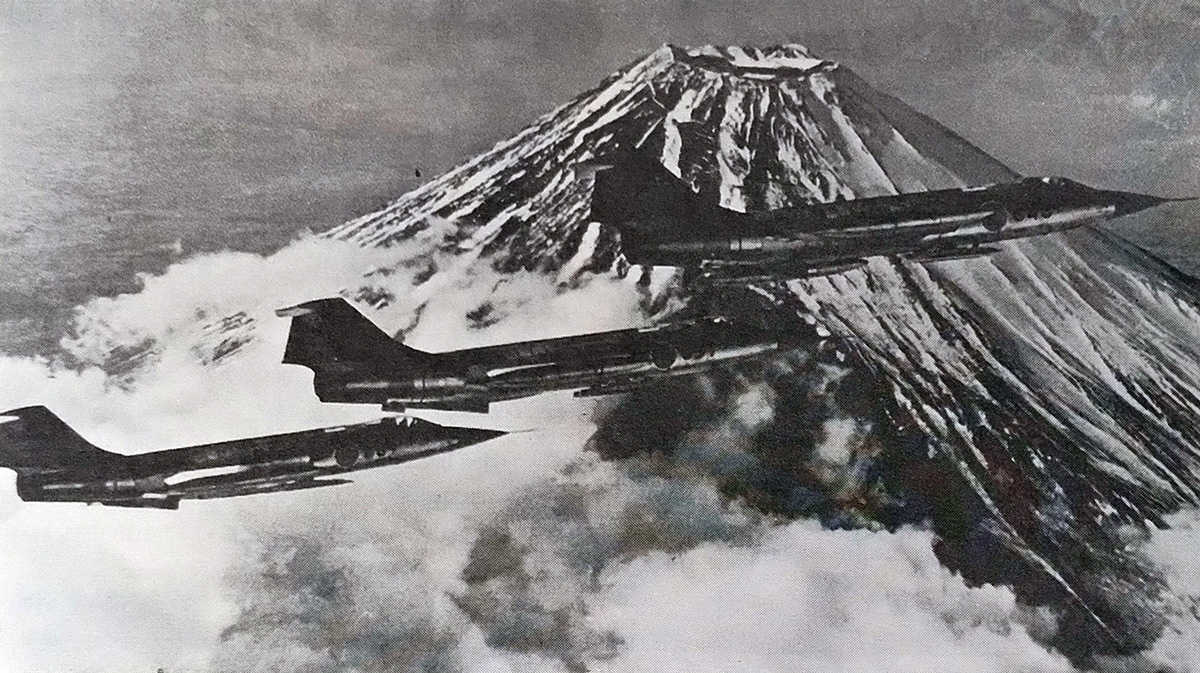 Airplanes