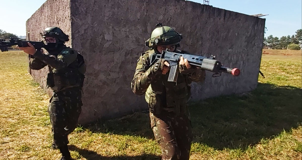 As Inovações Tecnológicas de Simulação Aplicada no Processo  Ensino-Aprendizagem: A experiência do Exército Brasileiro