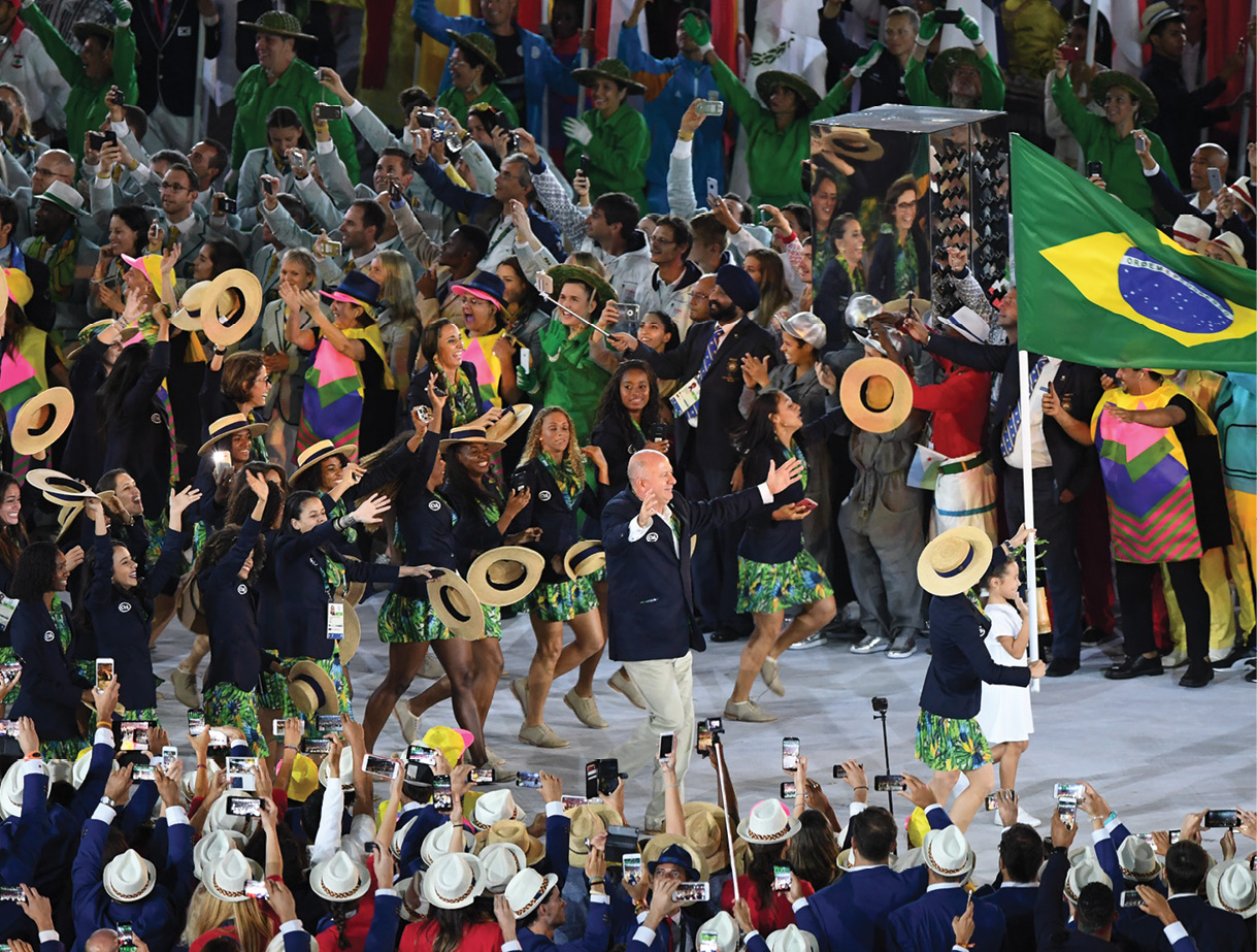 Uma cena da Cerimônia de Abertura dos Jogos Olímpicos no Rio, 5 de agosto de 2016, no Estádio do Maracanã no Rio de Janeiro, Brasil. (Foto do Exército dos EUA - Tim Hipps)
