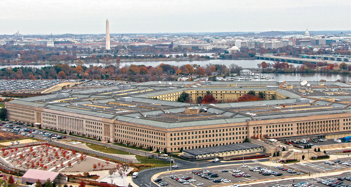 Vista aérea do Pentágono em Washington, D.C., 15 Nov 12. (Foto por Carmen Stevenson)