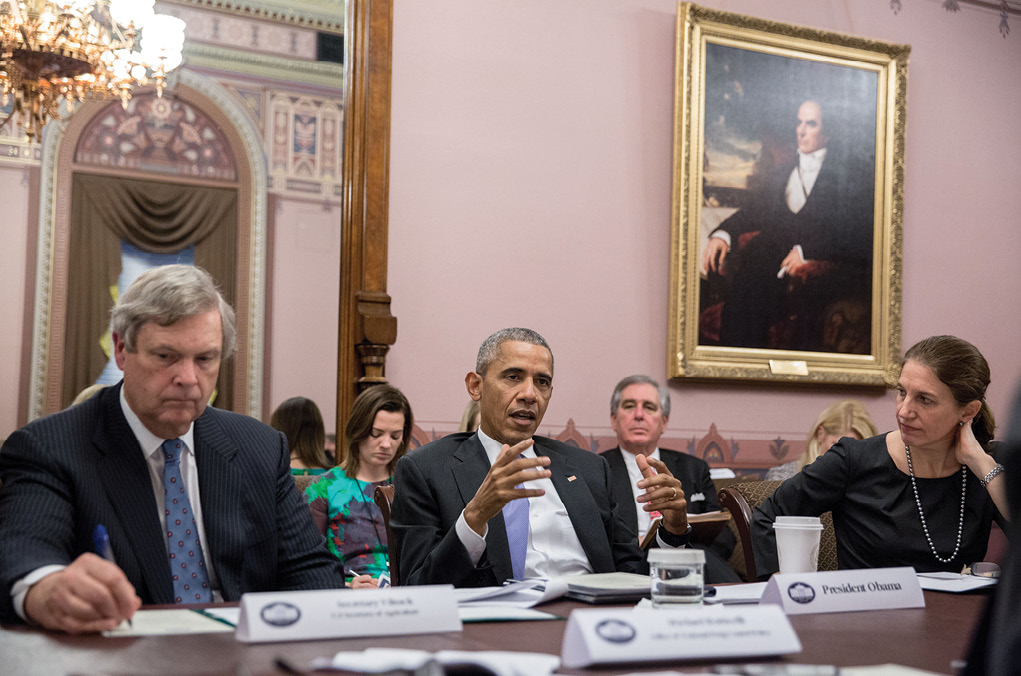 O Presidente Obama na reunião do Conselho Rural no Eisenhower Executive Office Building, Fev 2016 (A Casa Branca/Pete Souza)