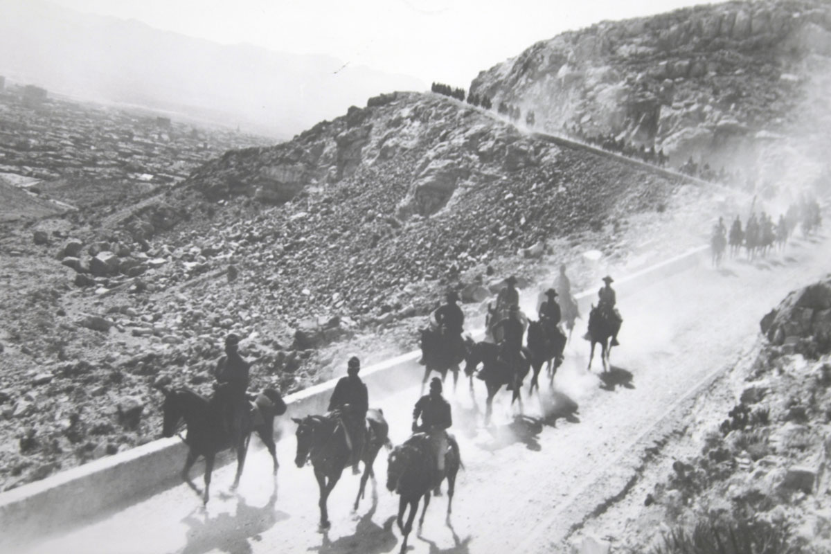 1st Cavalry Division units ride down the east side of Scenic Drive in El Paso, Texas, in the 1920s. (Courtesy of the El Paso Museum of History)