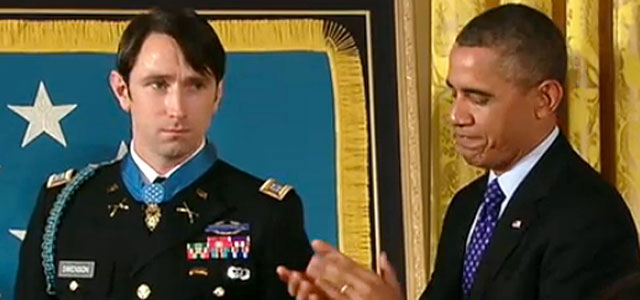 10-15-Capt-Swenson-Receives-Medal-of-Honor