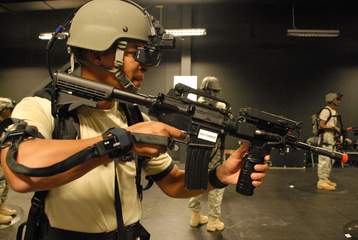 Spc. Eric Angelo Depaula of A Company, 72nd Brigade Support Battalion, 212th Fires Brigade, trained with his unit in September on the Dismounted Soldier Training System at the Simulation Center at Fort Bliss, Texas. The unit worked on room clearing during the training. (Photo by Jonathan (Jay) Koester, NCO Journal