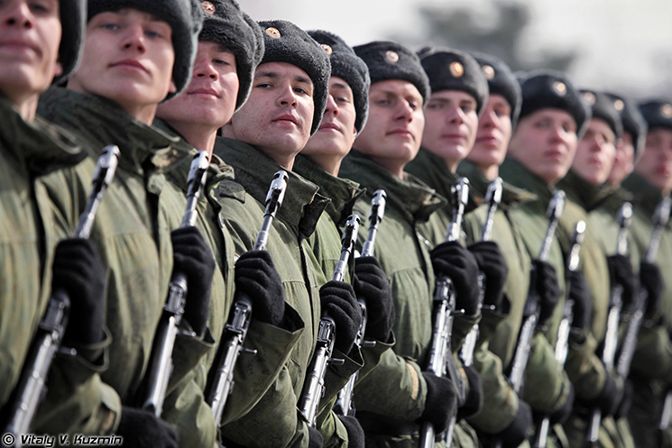 Soldiers in the Separate Operational Purpose Division march during the 2013 Victory Day Parade