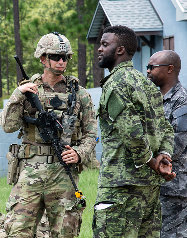 U.S. Army Soldiers with the 224th Sustainment Brigade