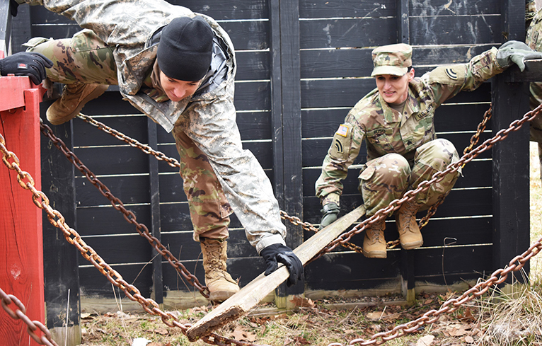 U.S. Army Soldiers with the 642nd Aviation Support Battalion