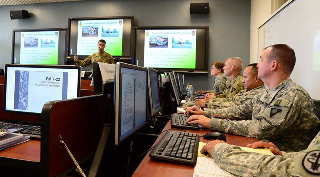 Sgt. Maj. Brian O’Leary, Master Leader Course instructor, facilitates a class during the first pilot of the MLC at the U.S. Army Sergeants Major Academy at Fort Bliss, Texas. (Photo by David Crozier)